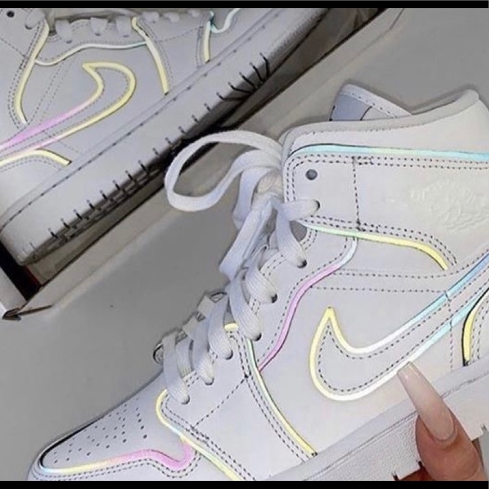 BRAND NEW Jordan 1 Mid Iridescent Reflective White (W)
